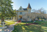 Chateau Coralini