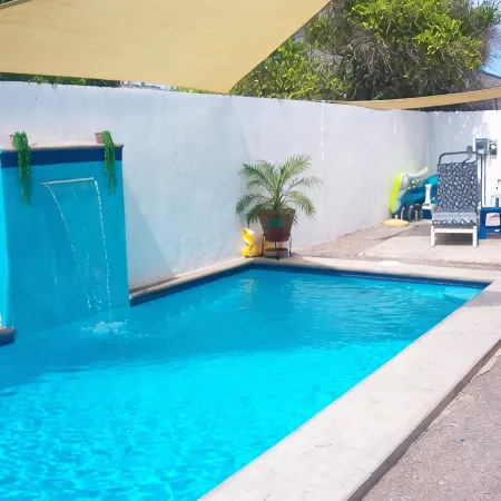 Milagro Guest House, Seaside Bungalow with Ocean View and a Private Pool!