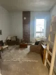 Downtown Loft Apartment with High Ceilings - Location Location Location - 3-Star