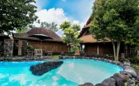 Tembi - Historical Home - Pools