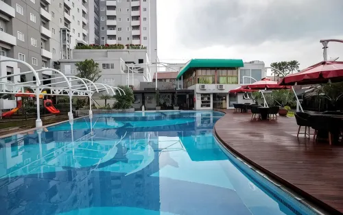 MG Suites Hotel Semarang - 4-Sterne