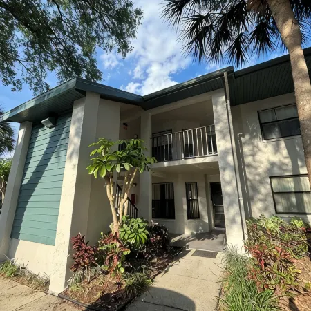 "The Salty Sugaree"-6 miles to beach, 1 mile to IMG, & multiple resort pools!
