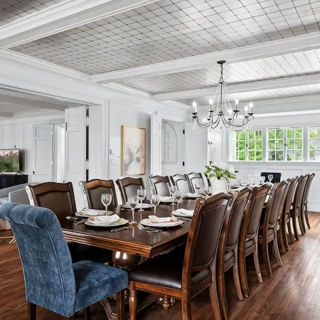 Cranberry Hill l 9 Br 22 Acre Estate l Sleeps 22