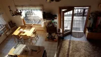 2-bedroom cabin 19 miles N of Lewistown MT that sleeps 10-11 people. - Homestays