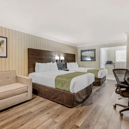 Quality Inn & Suites Anaheim Maingate