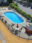 Relaxing View and Walking Distance to downtown Kirkland! Easy freeway access. - 4-Star