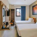 Front One Hotel Mesir  Surabaya - Pools