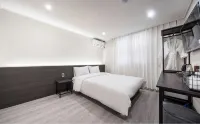 Miryang G-D21 Hotel - 2-Star