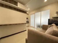 Enticing 1Br Apartment at Gateway Pasteur Near Exit Toll Pasteur - Condos