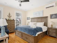 Downtown Bristol Condo Near Ferry & Waterfront Hotel di Bristol