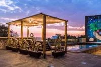 Cabane Container Hotel - Adults Only - Beach