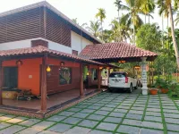 Karmaliz Casa Del Lake
