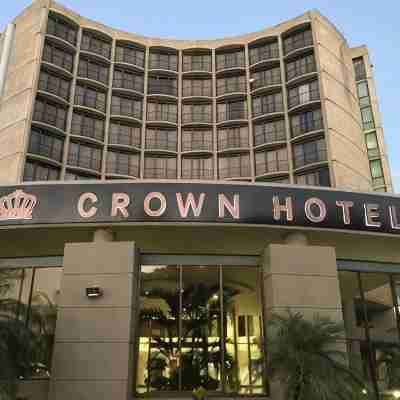 Crown Hotel Hotel Exterior