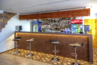 Ostrov Hotel - bar