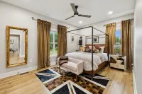 Grand Ole View on Center Hill Lake in Smithville, TN - 4-Star