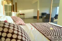 Al Camar Lodge - С бассейном