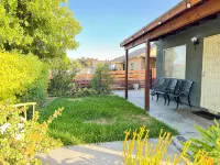 Charming 3-bedroom house with AC and WiFi in marvelous Colton Hotels in Colton