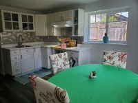 Cozy 2 bedroom suite