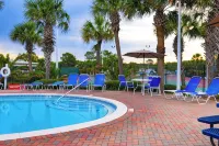 Cozy 2-Bedroom Ocean Front Condo with beautiful views! - Beach