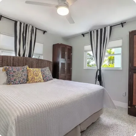 Waterfront Oasis, Sunsets, Heated Pool, Hot Tub, Boat Dock, Near Boat Ramp