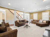 Pool - 7 Bedrooms - Close to beach Hotele w: Brigantine