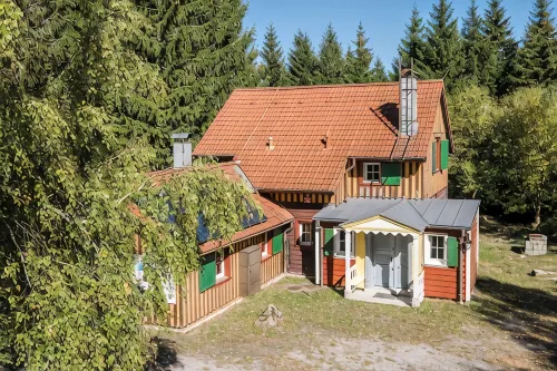 Secluded hunting lodge with three houses in the middle of the spectacular Harz nature