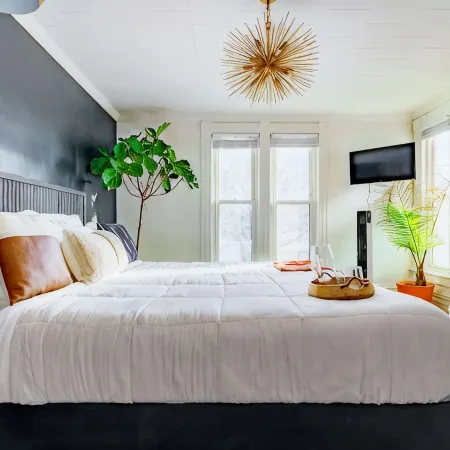 Convention - King Bed - Short North - Parking Free