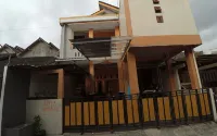 Griya Ardafa - Hostels