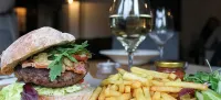 The Hatch Inn - bar