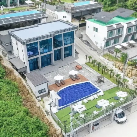 Yeosu Tivoli Pension