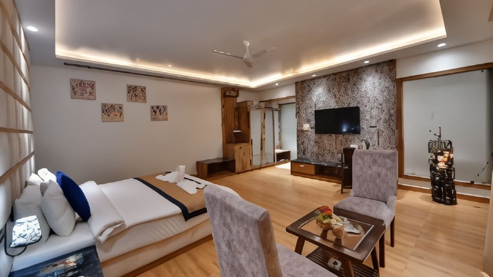 Sparsh Hotel and Resort Bareilly