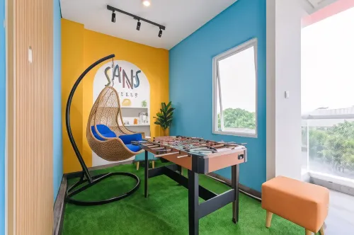 Sans Hotel Pesona Bekasi - พร้อมWifi
