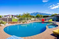 Kaikoura Top 10 Holiday Park - piscina