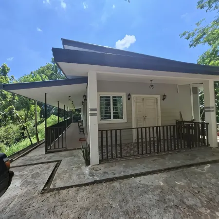 Homestay House on the Hill - Tamparuli