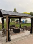 Cozy Retreat • Fireplace Loft •Walk to Park & Lake