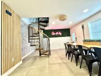 The Hampton • Private Pool • 5 Min to 5th Ave • 10 Min to Beach • Sleeps 16