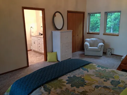 Stunning Lake Views, Perfect U.P. Day-Trip Location, Day-Trip To Mackinac Island - Wi-Fi