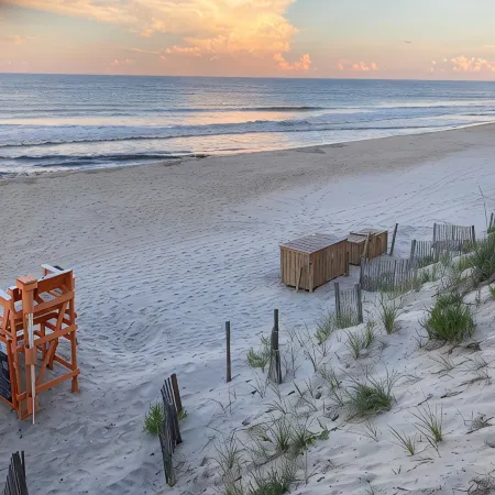 BEAUTIFULLY DECORATED ~ CLOSE TO THE BEACH ~ 5 BEDROOM/4 BATH
