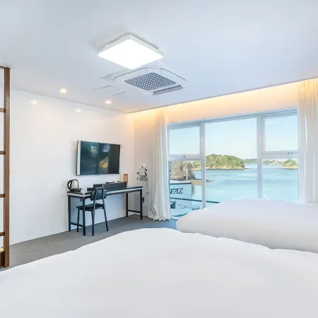 Sacheon Azule Poolvilla