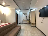 Hotel Lasnur Palace