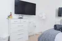 Bayview Apartments - 2-Star