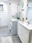 Coolangatta, Gold Coast unit walk to beach & shops - 3-Star