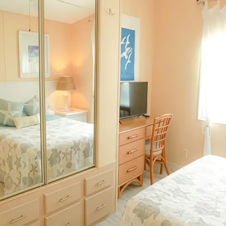 Island Oasis ~ YOUR Paradise awaits in Venture Out Resort!