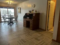 Large Private Fully equipped Suite on the Golf Course close to Many Lakes! - Balkoner