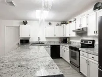 D'Oasis "Pool Paradise" Hot Tub, Sleeps15 Pet Friendly, Come Celebrate Book IT! - مسبح خاص