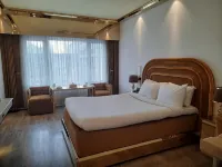 โรงแรม ราซโมนิ อิชา คา อินเตอร์เนชั่นแนล - ที่มีบาร์