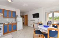 Bright apartment in Medolino - 2-Star