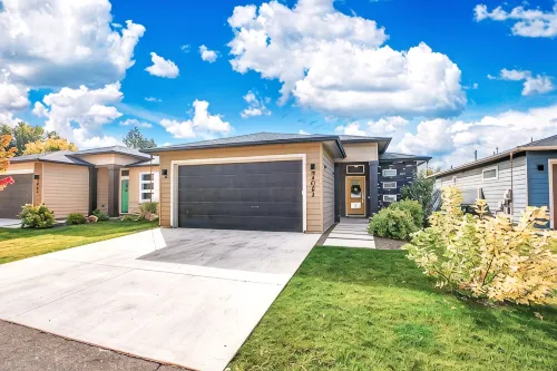 Gorgeous & Secluded Meridian Getaway - Clean, Spacious, Great Central Boise Area - 4-Star