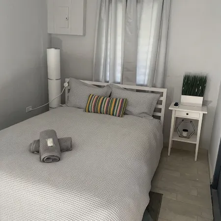 5 min from 7 seas, 2 min from Hotel El Conquistador Golf course w/prívate Pool