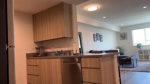 Spacious & Modern 1BedRM in Noho - 2-Star